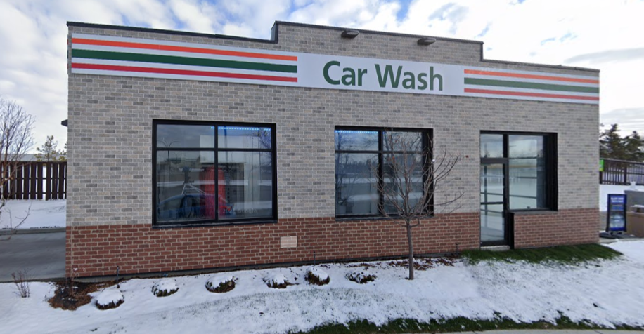 39th Ave. 7/11 Carwash